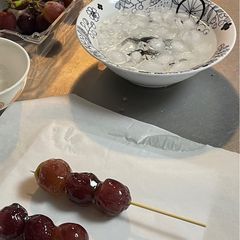 A picture of Tanghulu (ぶどう🍇).