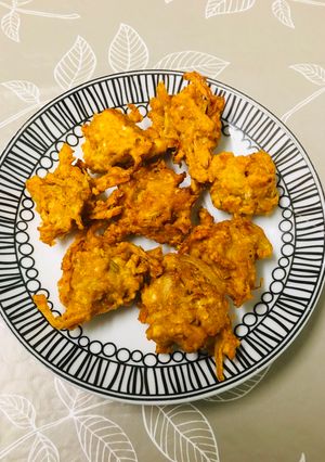 A picture of Cauliflower bhajia.