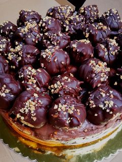Profiterol torta recept fotója