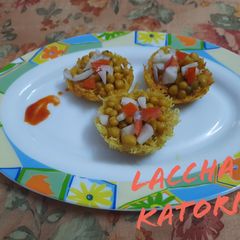 A picture of Laccha katori.