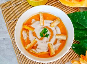 Foto resep Sup krim Labu madu (Dengan Pinggiran Roti)