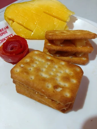 Simple Way Make Recipe Mango salsa cracker that is Delicious, Appealing}