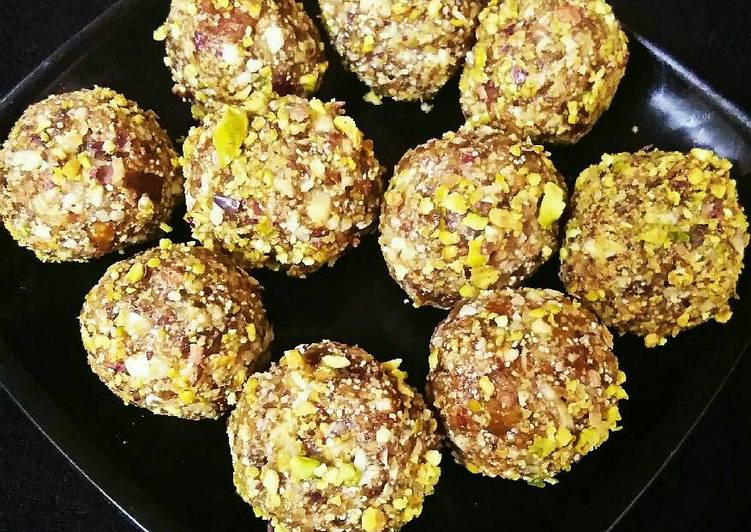 Recipe of Any-night-of-the-week Dry fruit ladoo
