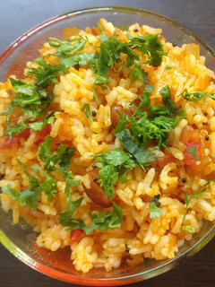 फोडणीचा भात (fodnicha bhat recipe in marathi) रेसिपी चे मुख्य फोटो