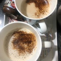 A picture of Coffee creamer.