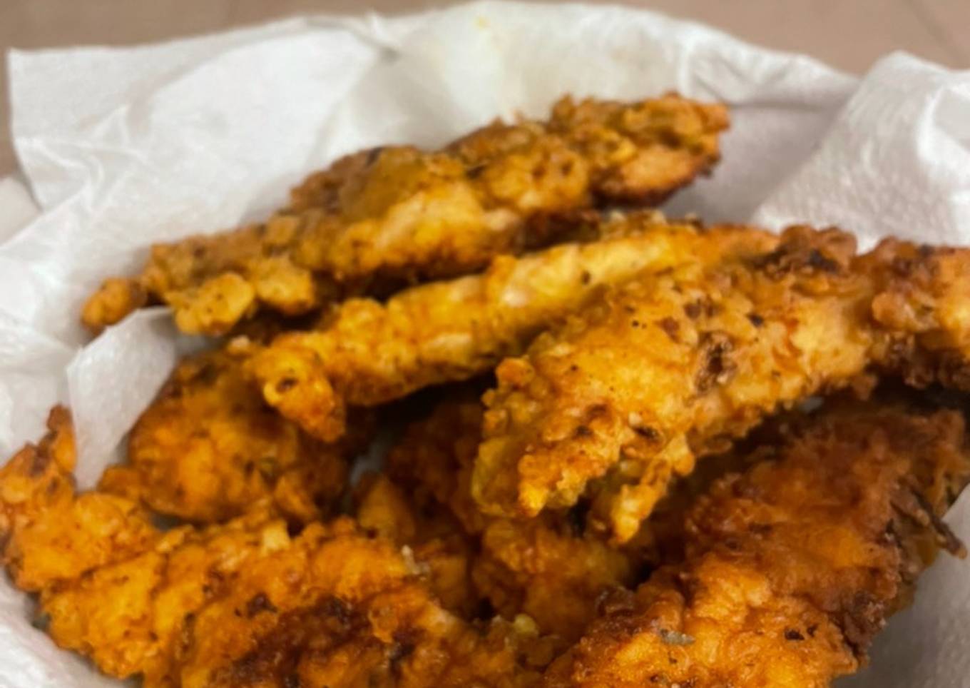 Tiras de pollo empanadas con salsa de quesos 🍗🫕