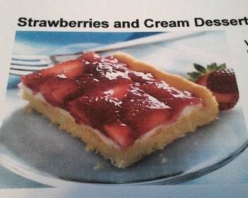 Ultimate Cooking Recipe Strawberries  Cream Dessert Squares Delicious Simple