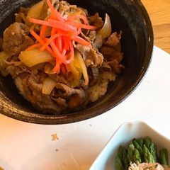 A picture of Easy Gyudon, Beef Bowl - Japanese.