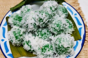 Cara Gampang Menyiapkan Klepon Sederhana Murah