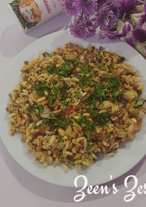A picture of Diet Bhel with Moong Sprouts.