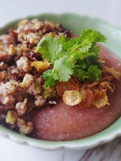 Hình của món Bánh ĐÚC nóng từ gạo lứt đỏ.