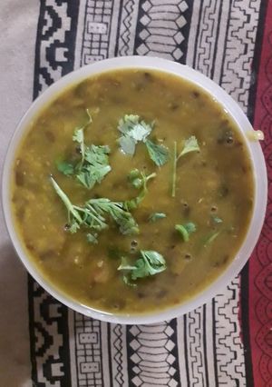 A picture of Maa Chole ki dal.