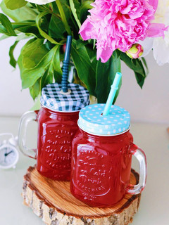 A picture of Raspberry jelly or "Kissel".