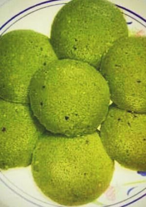 A picture of Moong dal and vegetable idly.