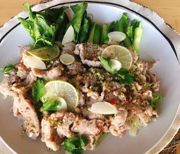 How To Cooking Recipe  Thai Salad  Spicy Garlic Lime Pork Recipes  Moo Manao ThaiChef food Most Delicious