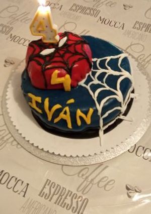 Una foto de Tarta de cumpleaños "Spiderman"