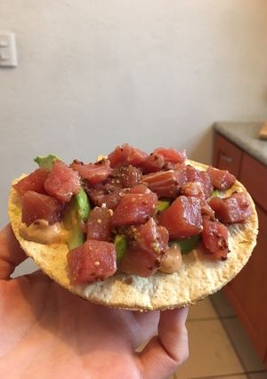 Una foto de Tostada de atún