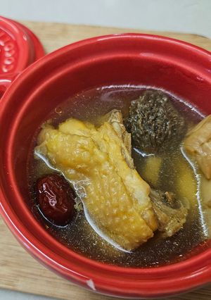 七彩菌菇文昌雞湯 的食譜成品照片