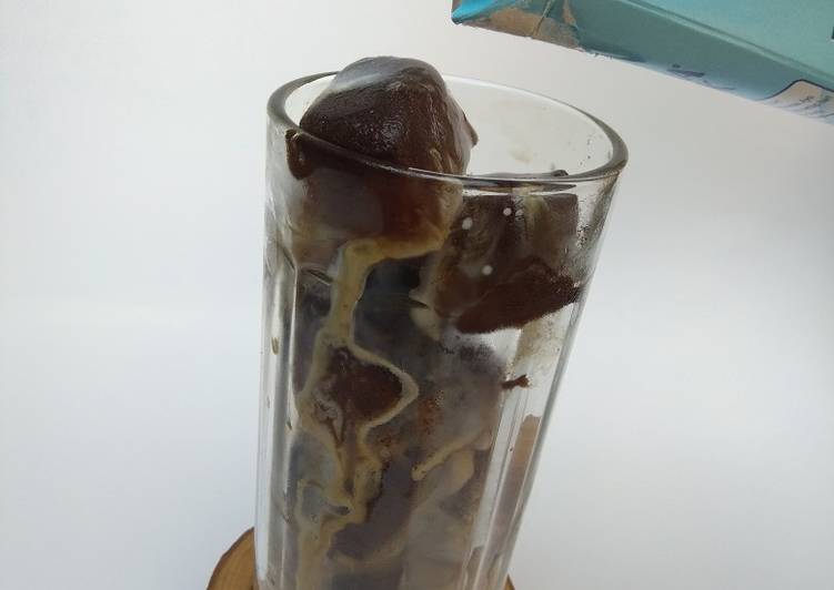 Coffee ice cube #siapramadan
#berburucelemekemas