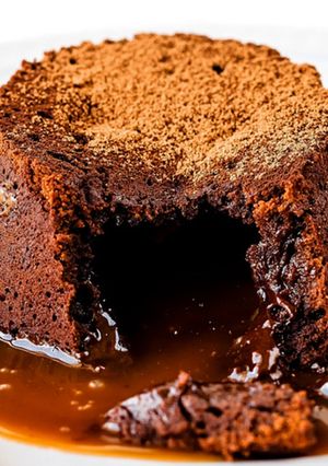 Una foto de Volcán de dulce de leche y chocolate
