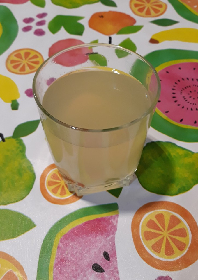 Una foto de Infusión de eucalipto, jengibre y limón. "Anti resfriado"