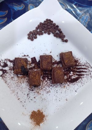 मेल्ट इन माउथ स्पिसेड चॉकलेट (Melt in mouth spiced chocolate recipe in Hindi) रेसिपी मुख्य फोटो