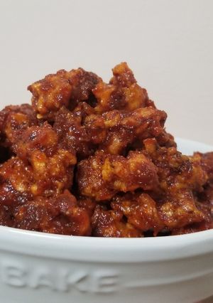 Foto resep Ayam popcorn saus telur asin pedas