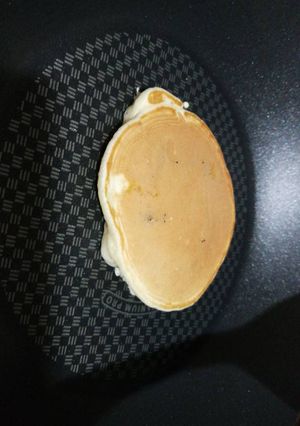A picture of Blueberries pancake.