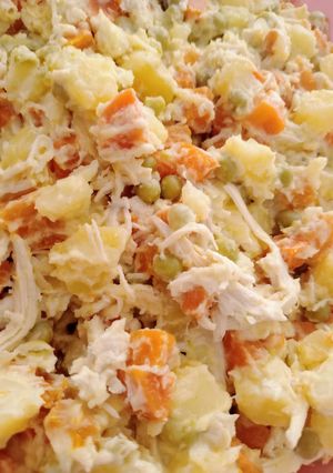 Una foto de Ensalada de ave 🍗🥕🥔