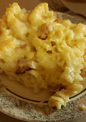 Sonkás-sajtos tészta, csőben sütve recept fotója
