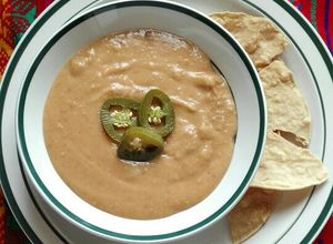 Una foto de Frijoles Puercos (estilo Sinaloa MX)