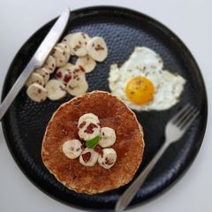 A picture of Wheat Flour/Oats Flour Pancakes.