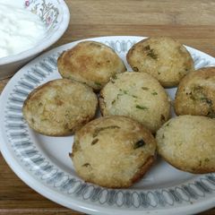 A picture of Sabudana and Bhagar Appe.