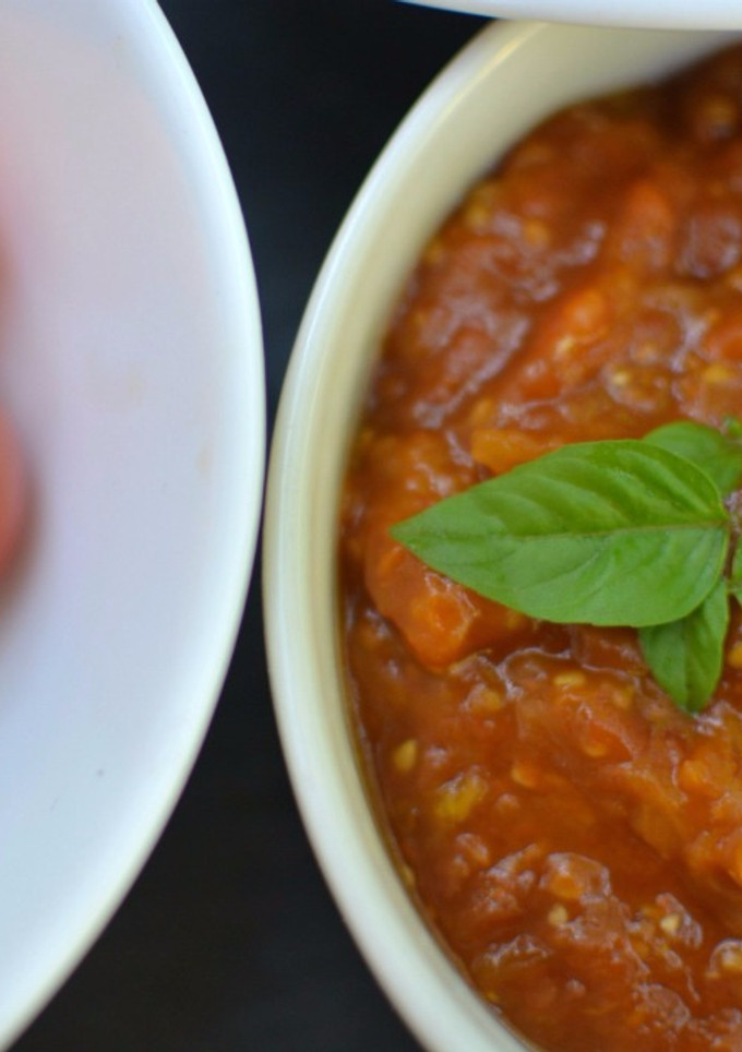 Una foto de Salsa dulce de tomates cherry