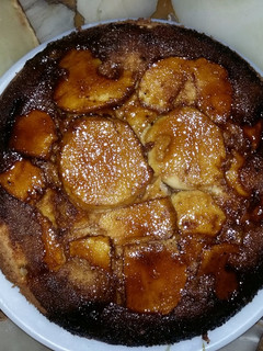 Una foto de Tarta de manzana rica y fácil