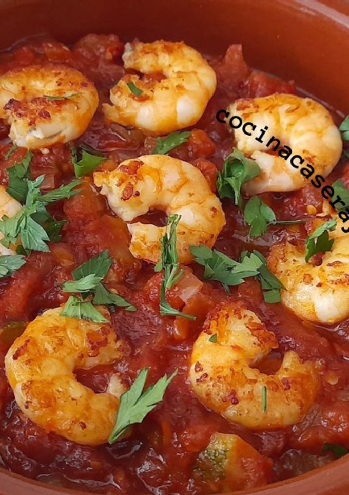 Una foto de Pisto de gambas