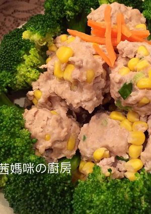 A picture of Corn Tofu Pork Meatballs.