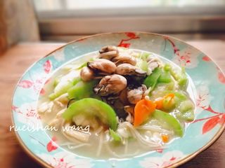 絲瓜金針菇炒鮮蚵