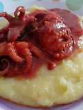 Moscardini al sugo con polenta