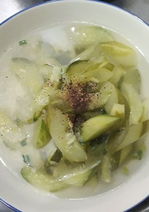 Hình của món Canh dưa leo 🥒.