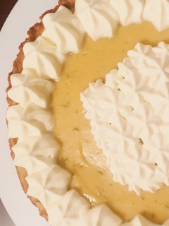 Una foto de Tarta de lima (key lime pie)