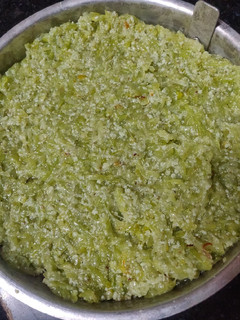 દૂધી નો હલવો (Dudhi Halwa Recipe In Gujarati) રેસીપી મુખ્ય ફોટો