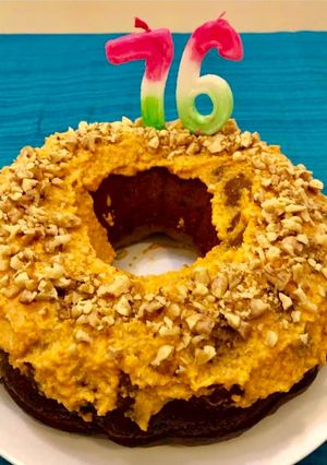 A picture of Gingery carrot cake.
