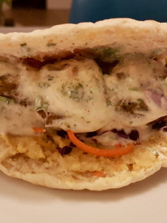 Une photo de Sandwich pita aux falafels (version hiver)