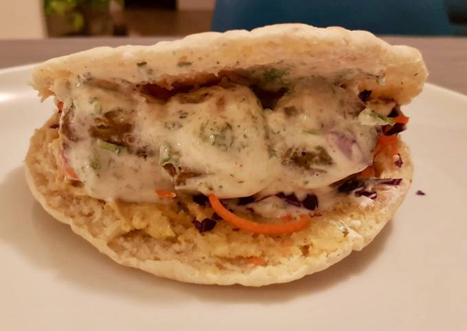 Comment pour Fabriquer Super Rapide Fait Maison Sandwich pita aux falafels (version hiver)