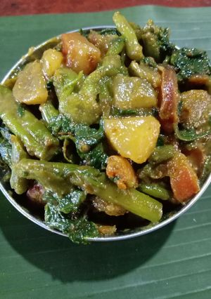 পাঁচমিশালী সব্জী (Panchmishali sabji recipe in bengali) রেসিপির প্রধান ছবি
