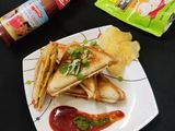 Aloo matar Sandwich