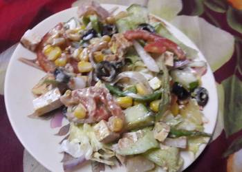 Ready to Serve Crunchy Subway Salad Restaurant Style