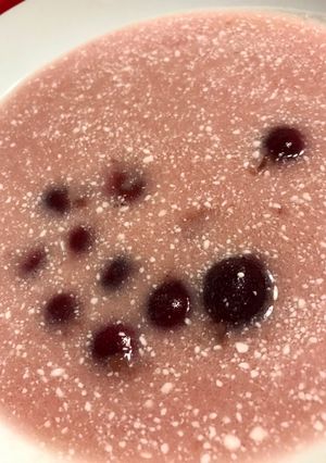 Tejfölös meggyleves recept fotója