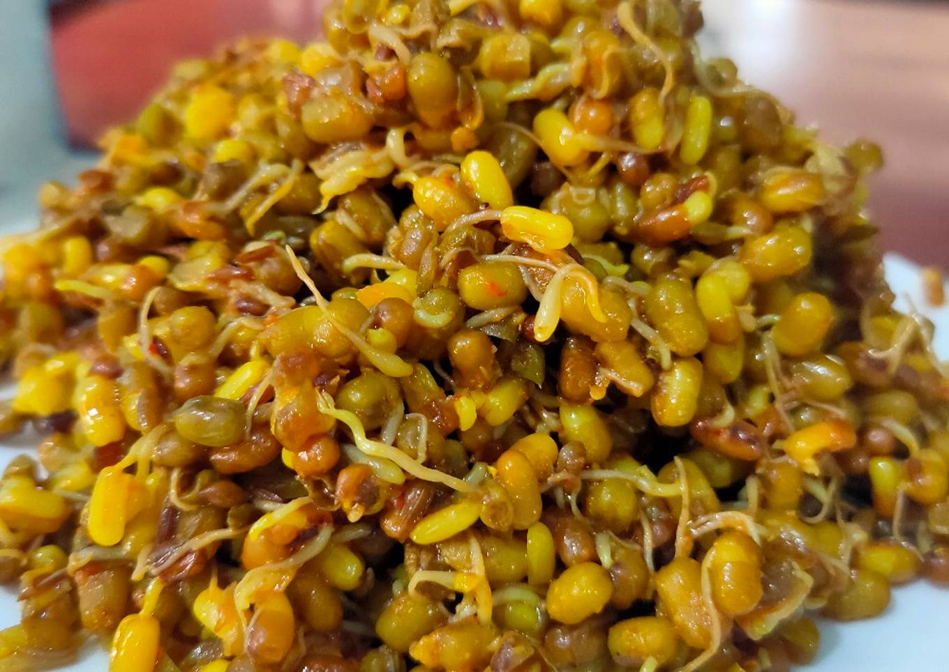 Simple Way to Prepare Favorite Fangavela mug ane math / sprouted mung
and moth beans stir fry